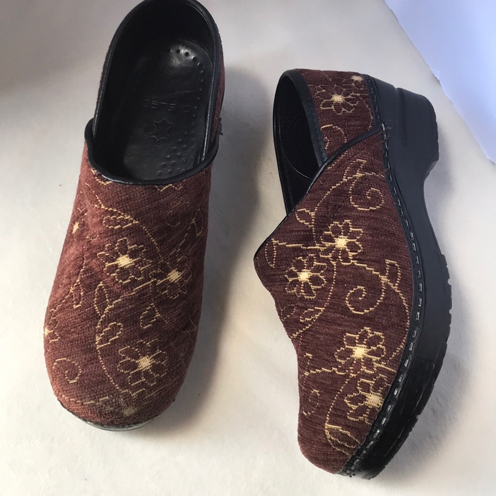 Dansko shoes